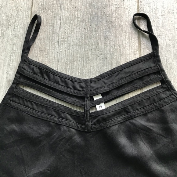 🔥🔥RVCA - TANK TOP🔥🔥 - Picture 4 of 7